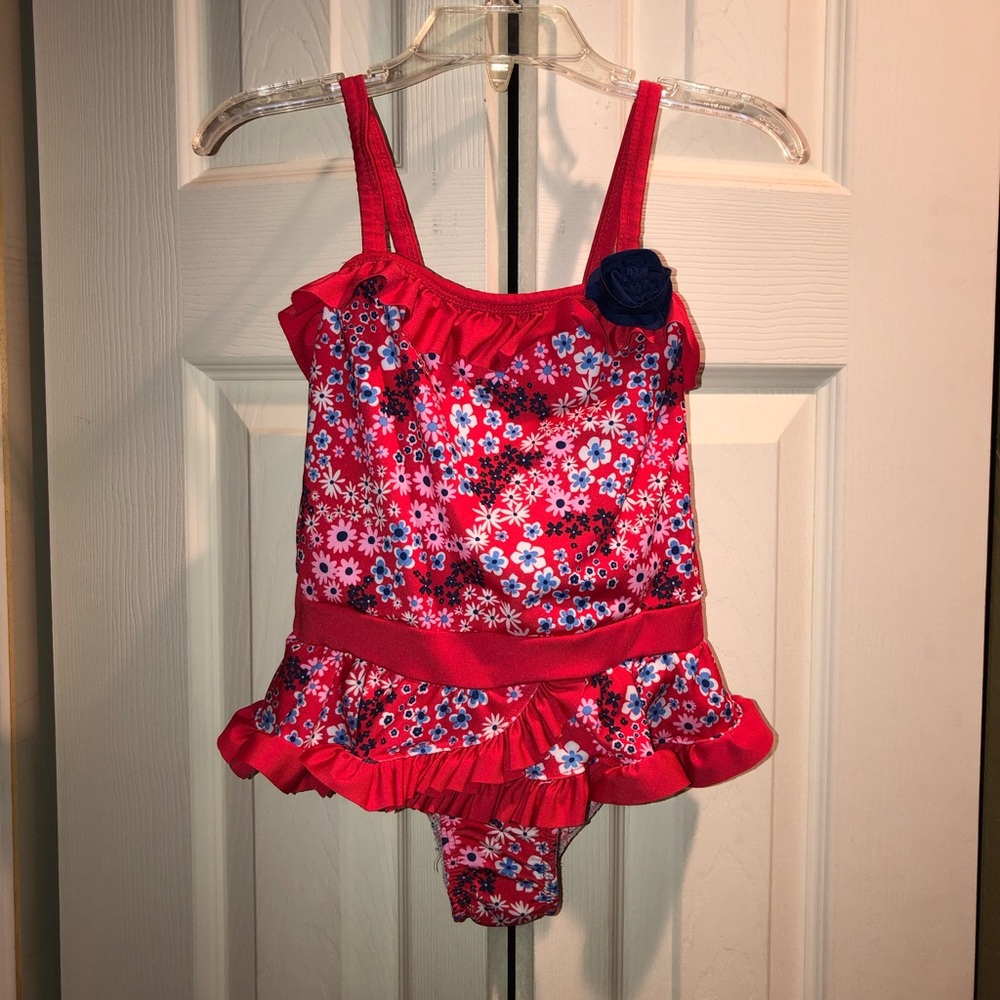 size 4T swimwear